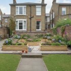 Omkrans Kerb med Midtpunkt / 667.5 cm x 640 cm x 45 cm