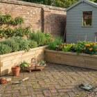 Terrasseplantekasse / 375 x 375 x 65 cm