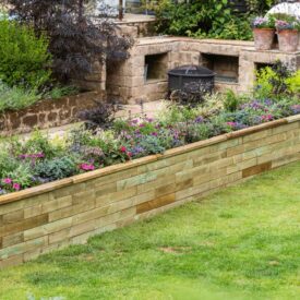 WoodBlocX-højbed i Jills have