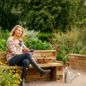 Garden planter bench